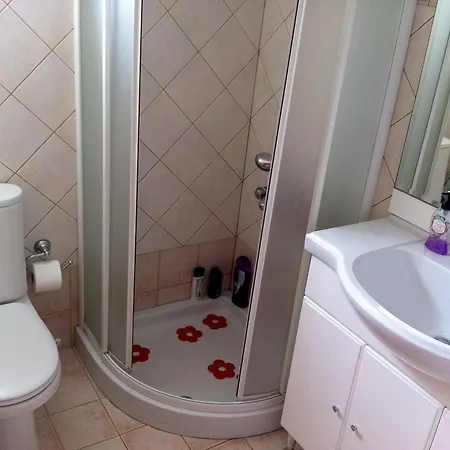 Appartement Family Ammoudi With Shared Mini-pool